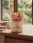 Carnilove Freeze Dried Curcan și Catnip punguță recompense monoproteice fără cereale pisici deshidratat 40g