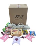 pentruanimale Love in a Box pentru Cainele Tau de Talie Medie Editie Limitata "Luna Iubirii"
