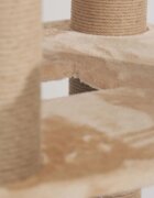 SHAW Madrid ansamblu de joacă pisici 4 etaje 1 căsuța MDF și pluș elemente de zgâriat elemente hamac bej 105x105x200cm