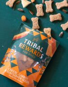 TRIBAL Rewards XS-XL Brânză și Morcov punguță recompense funcționale câini apetit capricios 125g