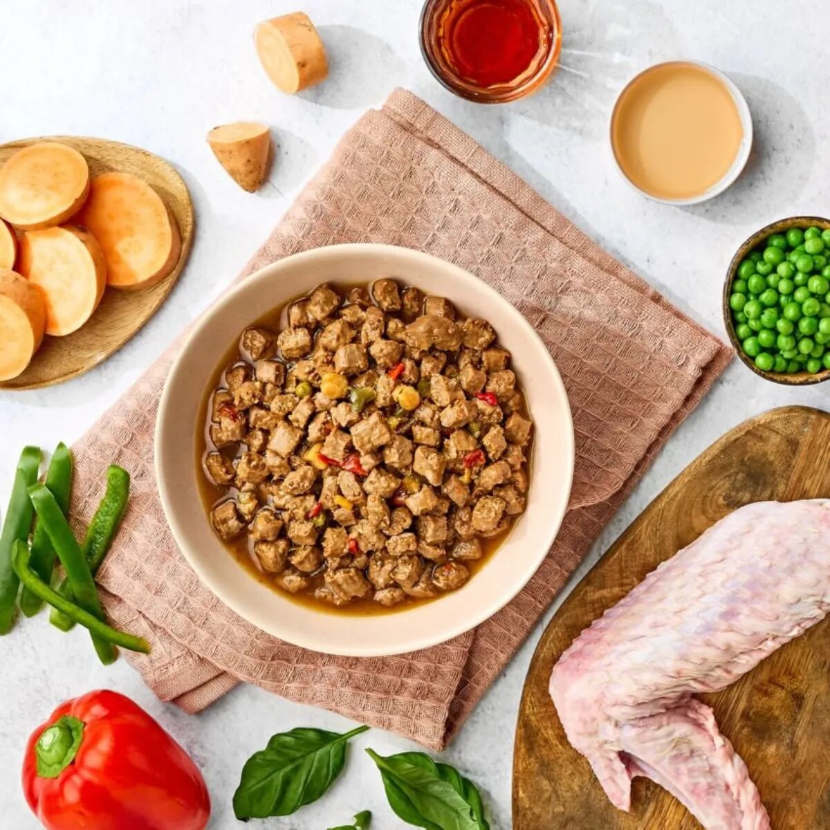 Naturo Variety Pack Pui XS-XL Rață și Curcan conservă hrană umedă fără cereale câini (în sos) multipack 390g x 6buc