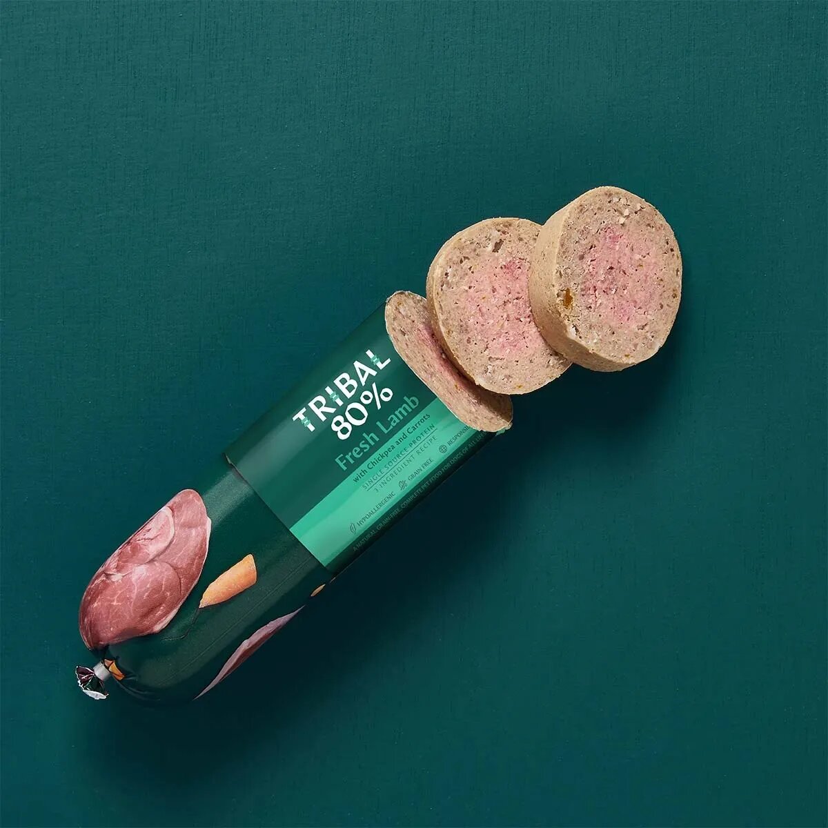 TRIBAL 80% Gourmet Sausage XS-XL Miel salam hrană umedă monoproteică fără cereale câini junior & adult (pate) 300g