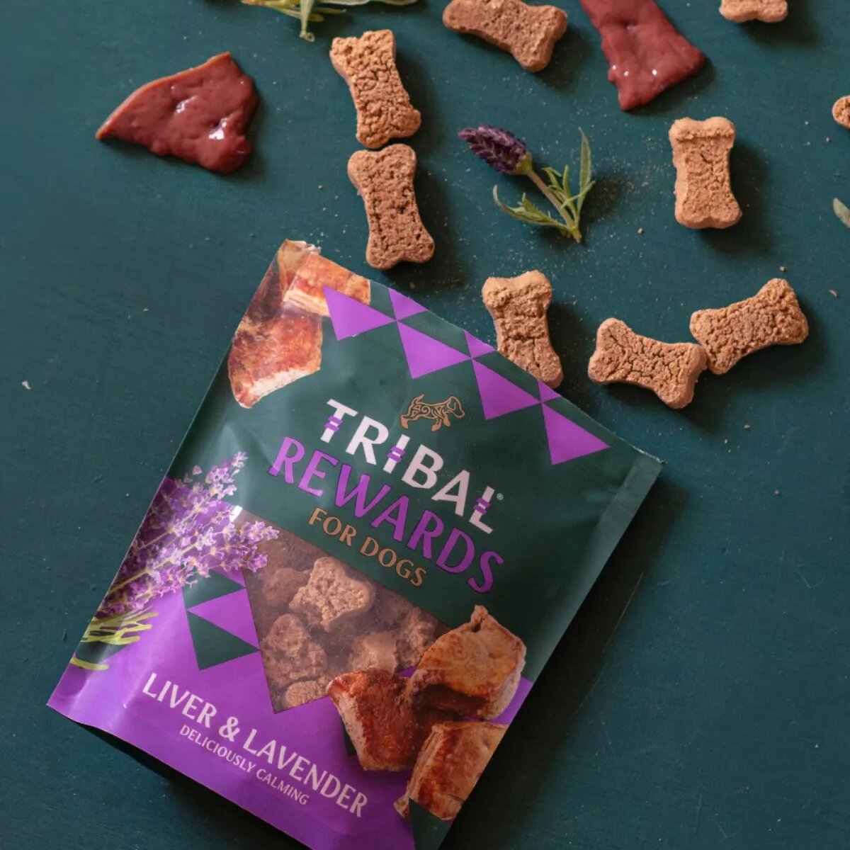 TRIBAL Rewards XS-XL Ficat și Lavandă punguță recompense funcționale câini sistem nervos & calmante 125g