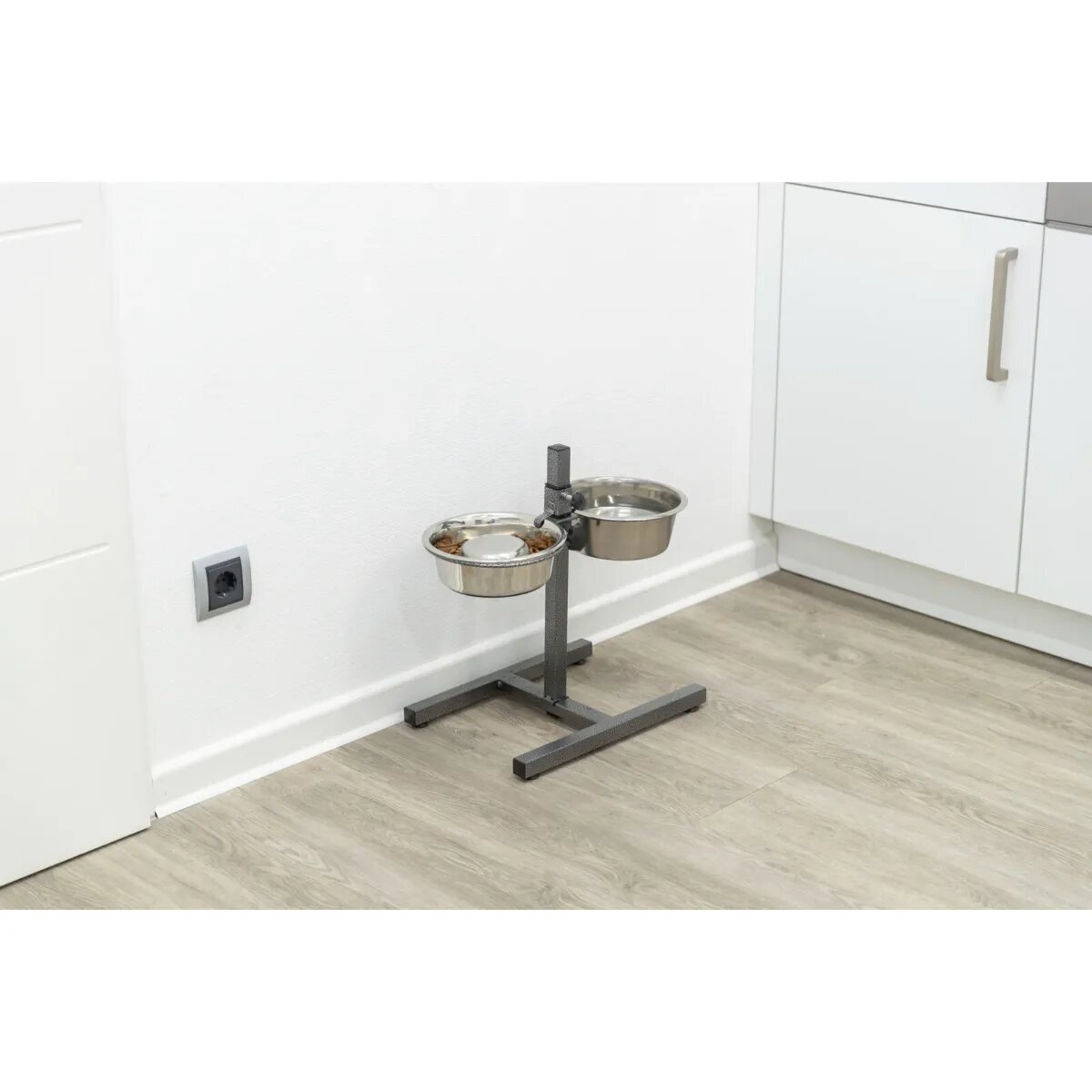 Trixie set suport castroane câini + 2 boluri înalțime reglabilă metal argintiu M-L(1.8l ⌀21cm)
