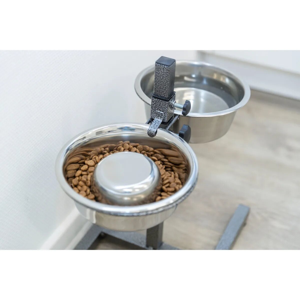 Trixie set suport castroane câini + 2 boluri înalțime reglabilă metal argintiu M-L(1.8l ⌀21cm)